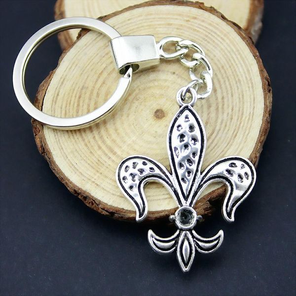 

6 pieces key chain women key rings couple keychain for keys fleur de lis 44x33mm, Slivery;golden