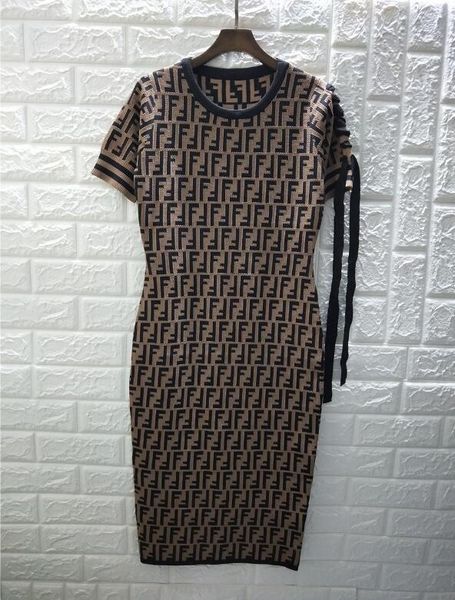 

18ss бренд дизайнер письмо жаккард стрейч вязать платья летняя мода женщины шею с к