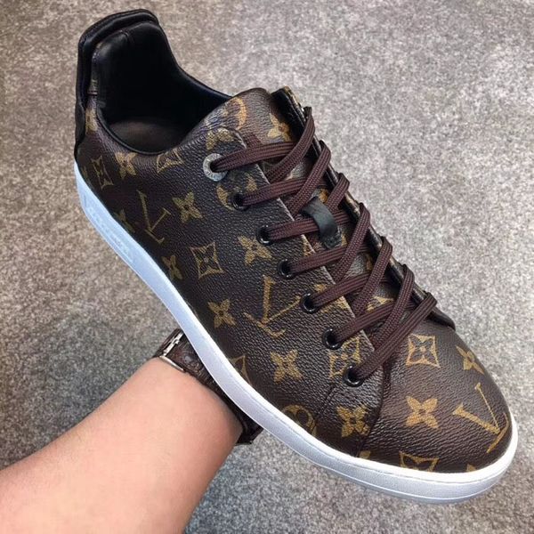 

Luxury de igner brand men dre hoe 2018 new fa hion men golf coach racer hoe plaid printing jumpman hoe with box high quality