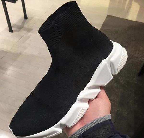 Nome Da Marca de Alta Qualidade Unisex Sapatos Casuais Moda Plana Meias Botas Mulher Novo Slip-on Pano Elástico Speed ​​Trainer Corredor Homem Sapatos Ao Ar Livre