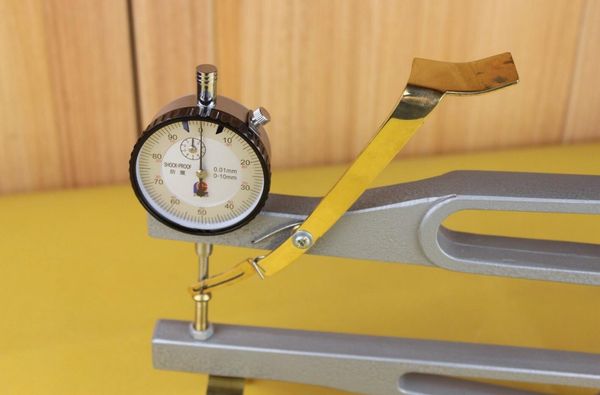 

new violin/guitar thickness measure tools dial indicator 0-10mm, making tools