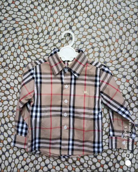 

Сердце 2018 года осень новая детская рубашка с отворотами мальчиков мода классичес