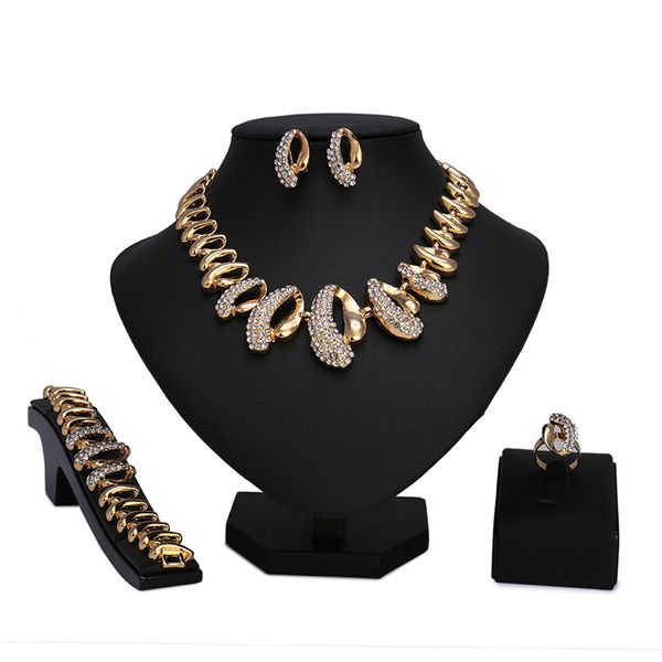 

2018 fashion gold color nigerian wedding african beads jewelry set crystal saudi jewelry bracelet earring ring wholesale design, Silver