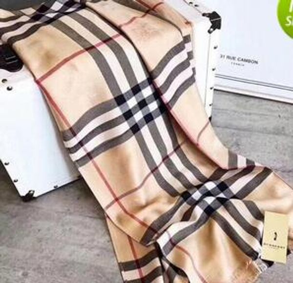 

2018 Новая мода Женщины Brand Luxury шарф Дизайнер шарфы Одеяло для дам Теплый плед кашемира пашмины Одеяло Обертка 14 цветов