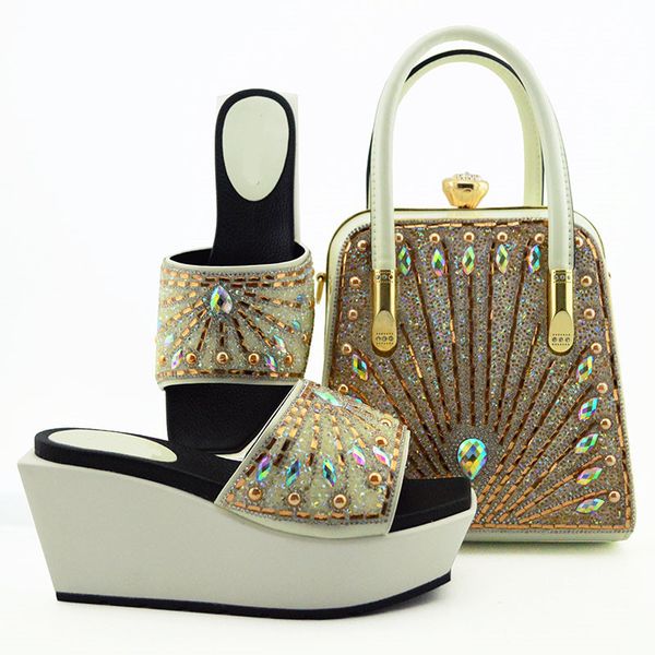

Hot sale white women boat shoes match handbag set with colorful rhinestone decoration african pumps and bag for dress MD009,heel 9CM