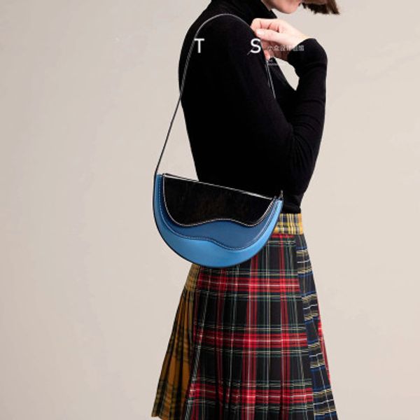 

сумка для женщин в 2020 нового стиле crossbody корейского стиля руки плечо vintage сумка простой западный стиль леди плечо saddle