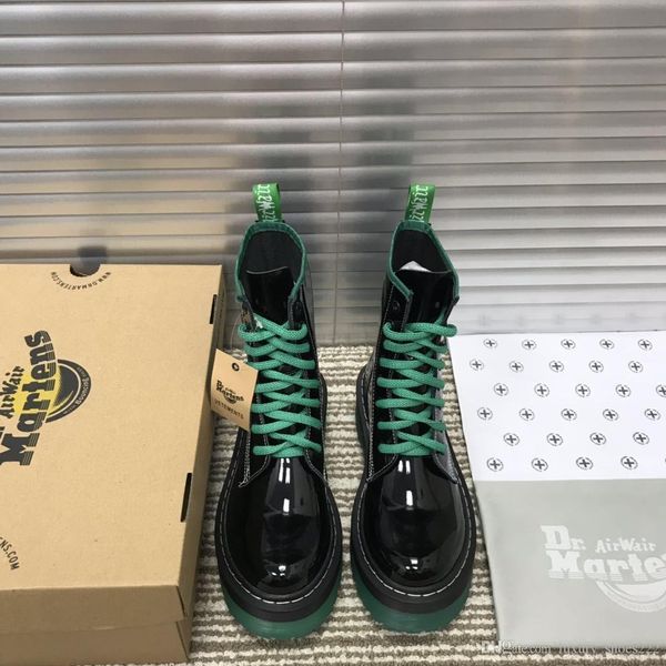 

in 2020, made of 1460rainbow leather material, keep warm and comfortable1