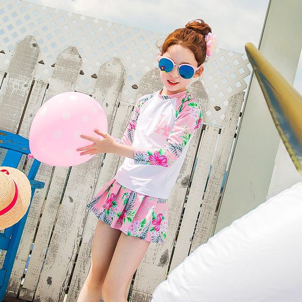 

girls split 2020 bikini swimsuit summer clothes medium and large children printed swimsuit girls sunscreen bikini tide, White;black