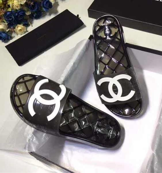 

Branded women oft pvc home lipper fa hion man letter print lip on indoor rubber ole flat lide andal