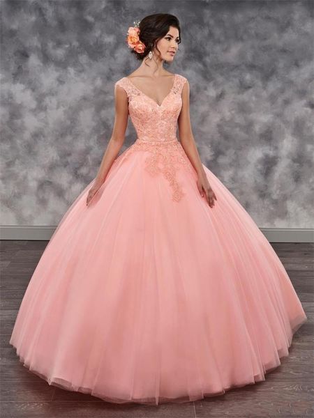 

vintage two piece girls quinceanera dress 2022 v-neck mini skirt lace-up sheer cape sweet 16 ball gown lace appliques vestidos de 15 anos, Blue;red