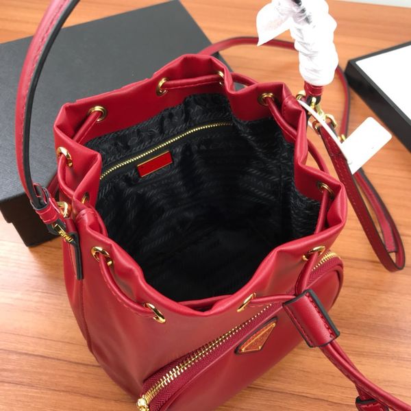 

luxury chain plaid women backpack genuine leather grid flap bag designer lady backpacks shoulder handbag back method purse 20cm