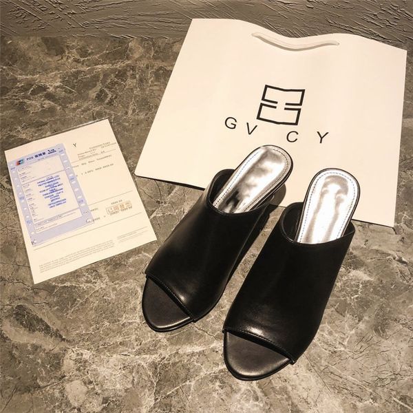 

the latest style of 2020ss autumn and summer models with sandals fashion british style this year's most comfortable and popular shaped, Black