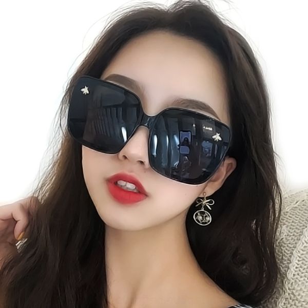 

large frame ladies little bee sun gradient color-changing sunglasses tiktok sales glasses ins, White;black