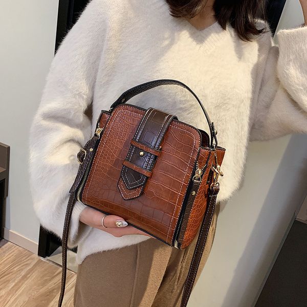 

crocodile bucket bag for women 2019 fashion small crossbody bags zippers decoration pu leather shoulder bag handbags and purses