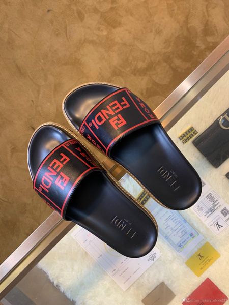 

2020 latest red leather casual slippers men's casual shoes fashion trend comfortable shoe size 38-45 type 39745400601ab