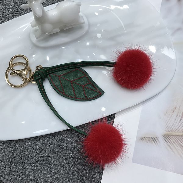 

меховой кулон вишневый, Silver