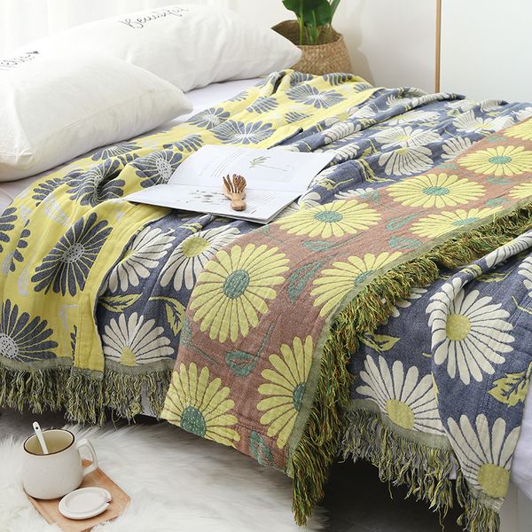 

klonca wholesale new bamboo fiber gauze blanket yarn dyed jacquard blanket summer fringed bed 2019