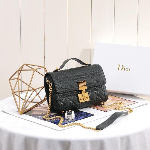 

19ss новый женский мобильный телефон сумка мультфильм женский посланник сумки на ремне crossbody симпатичные мода кожаные сумки мини медведь