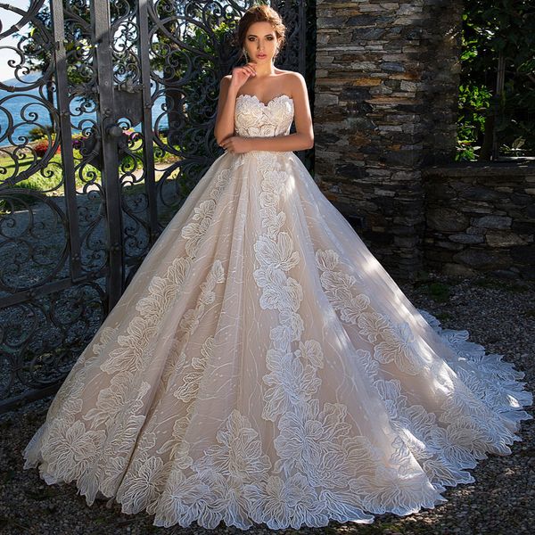 

Платье De Noiva Милая 3d Floral Lace A Line Свадебные платья 2020 Luxury аппликация суд поезд Свадебные платья с кружевом Up Назад