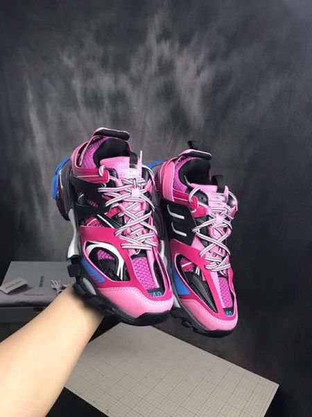 

2019 men women casual shoes track 3.0 sneakers tess men black low track 3m triple s shoes outdoor casual shoes designer clunky