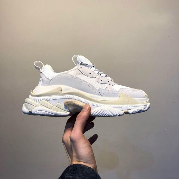 

fashion paris casual shoes 17fw triple-s dad for men woman beige black ceahp sports designer triple s shoes size 36-45