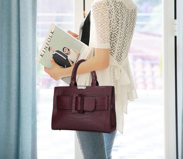

designer embossed designer handbags purse tote bag leather fashion designer bags women famous brand shoulder bag purse in stock