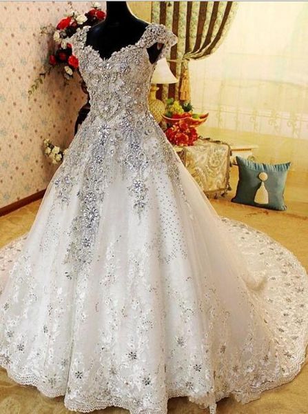 Real Pos Tüll A-Linie Brautkleid mit V-Ausschnitt Bling Perlen Günstige Vintage Brautkleider Brautkleider 2019 Nigeria abito da sposa2613