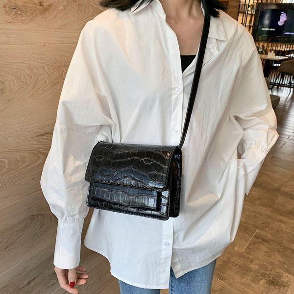 

2020 new women's retro envelope crocodile shoulder/crossbody bag women bag