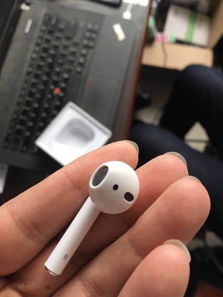 

Airpro touch the induction not airpod bluetooth earphone headphone can activate iri for iphone and android