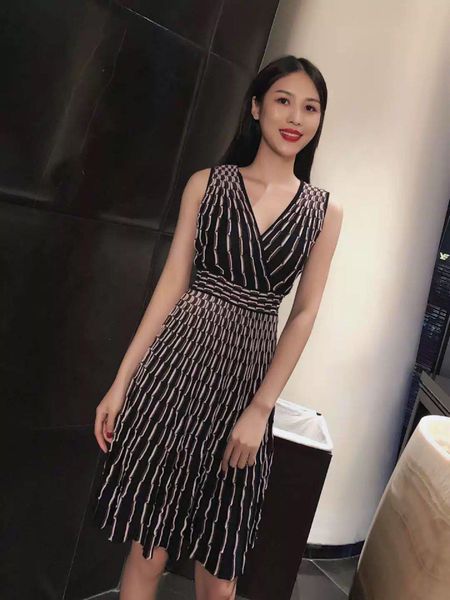 

new high-quality ladies dress spring and summer simple and comfortable skirt 2020 clothing *87*26, Black;gray