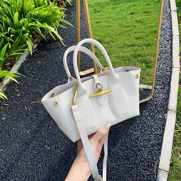 

new french unique design fashion handbag & elegant simple shoulder bag diagonal bag width 22cm height 13cm thickness 8.5cm