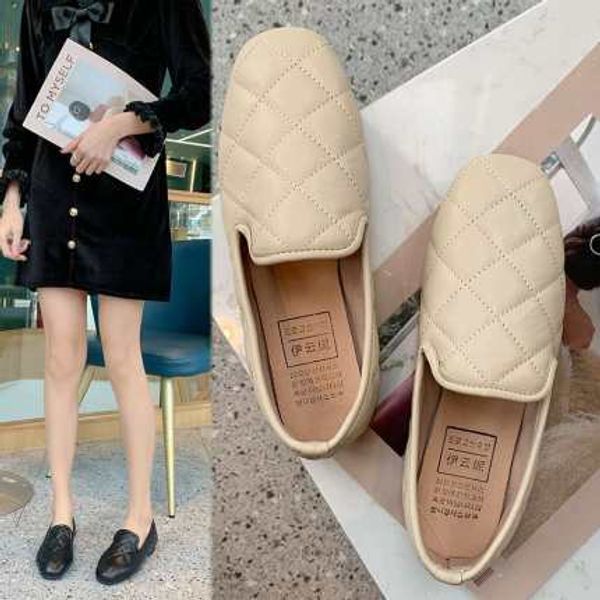 

one pedal single shoes women 2020 spring new korean version of the wild shallow mouth flat lazy beanie shoes tide, Black