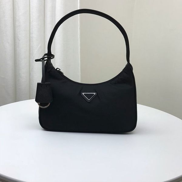 

причинная стильный нейлон малый subaxillary сумки дизайнер женщин crossbody сумка высокое качество роскошный ретро мини сумки на ремне сумки