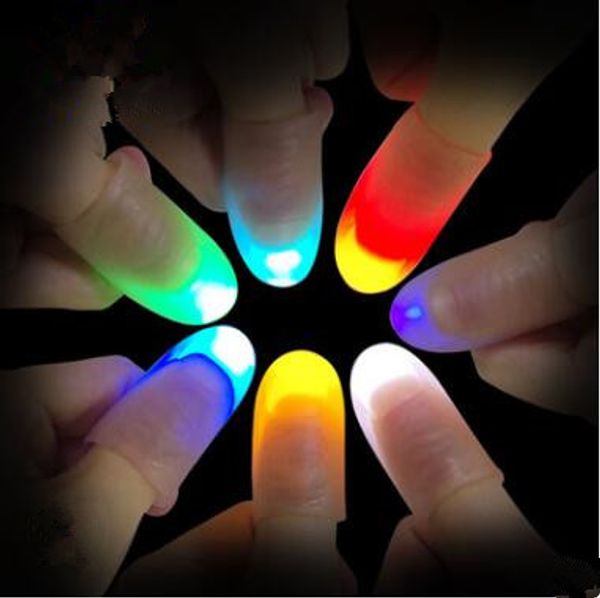 Accendi i pollici Punta del pollice Trucchi magici Luce LED elettronica lampeggiante Fingersight Up Finger Tips Puntelli per trucchi Puntelli per feste da ballo Giocattoli LT1071