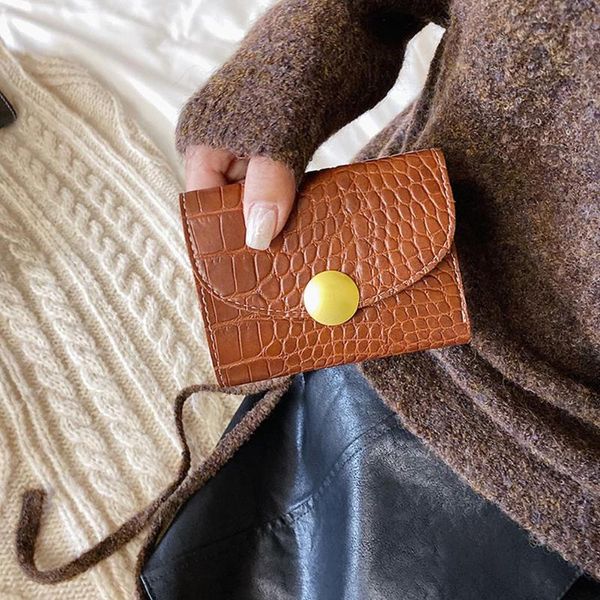 

wallets classic delicate texture fashion women short coin purse pu leather vintage money wallet card case holder, Red;black