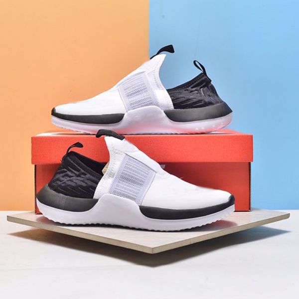 

london roshrun athletic shoes hiking running sports casual sandals slippers dress designer fashion luxury cool grey black white outdoor shoe