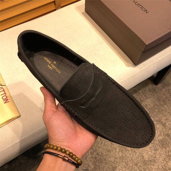 

19ff genuine leather men casual shoes luxury brands 2020 summer men loafers moccasins breathable slip on driving shoes plus size 37-46, Black