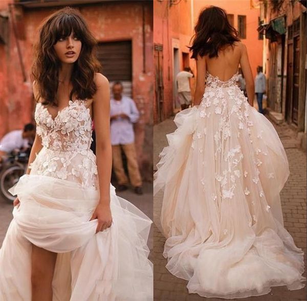 

Spaghetti Tiered Skirt Backless Plus Size Elegant Garden Country Toddler Bridal Gowns Liz Martinez Beach Wedding Dresses 3D Floral Applique