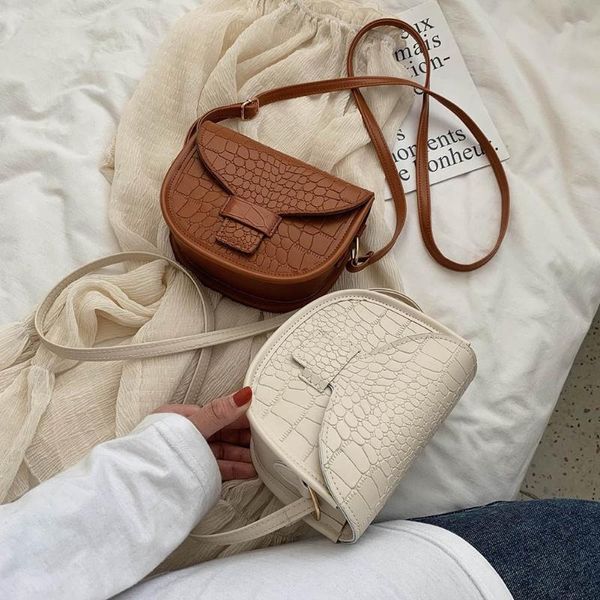 

alligator pattern crossbody purse for women half round messenger purse pu leather handbags shoulder bag