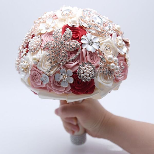 

2019 wedding bouquet luxury crystal rhinestone bridal roses bouquets brooch pearl bride flower deco wedding party supplies