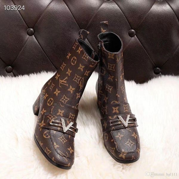 

new spring and autumn square head women's fashion wild trend high-end atmosphere socks bare single boots wild skinny martin boots