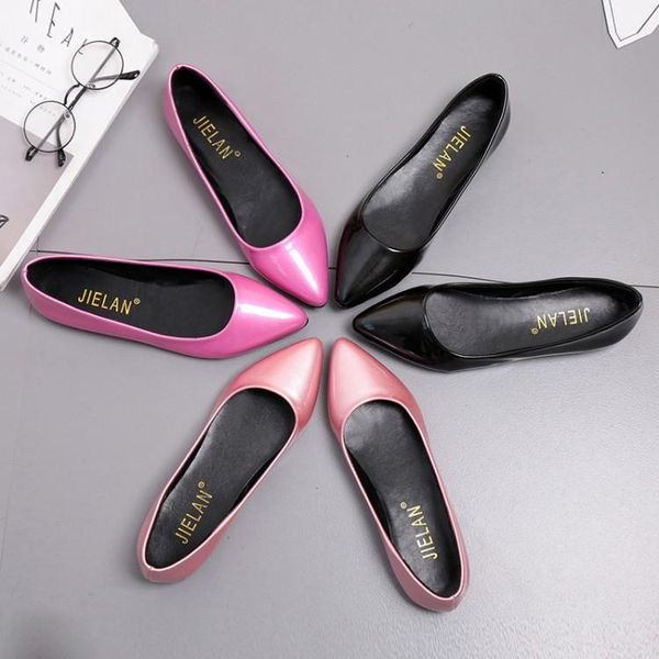 

rose red black patent leather women flats pointed toe soft rubber heels shoes woman spring autumn new 2019 slip on loafers mules