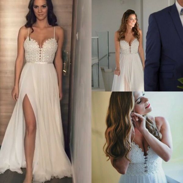 Abiti da sposa semplicemente bohémien Abiti da sposa con applicazioni di pizzo con spaghetti di perle Una linea Illusion Abito da sposa da spiaggia con spacco laterale in tulle