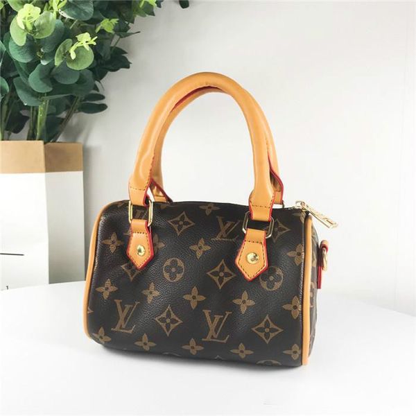 

19ss new luxurious brand design speedy full logos crossbody clutch satchel women mini bumbag chest pillow packs street shoulder outdoor bags