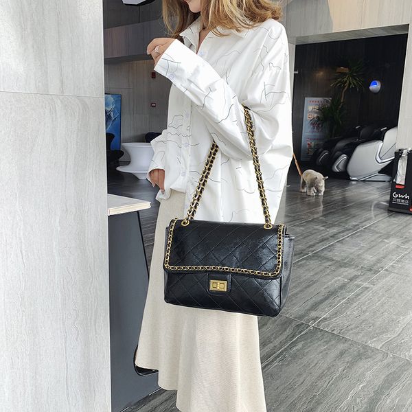 

роскошные сумки женские сумки дизайнерские цепи кожа pu сумки плеча дамы высокого quallity мода crossbody сумки для женщин 2019