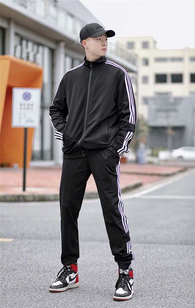 

designer women and men tracksuits 2020 new fashion mens womens brand jacket + joggers pants suits clover tracksuit yf203063, Gray