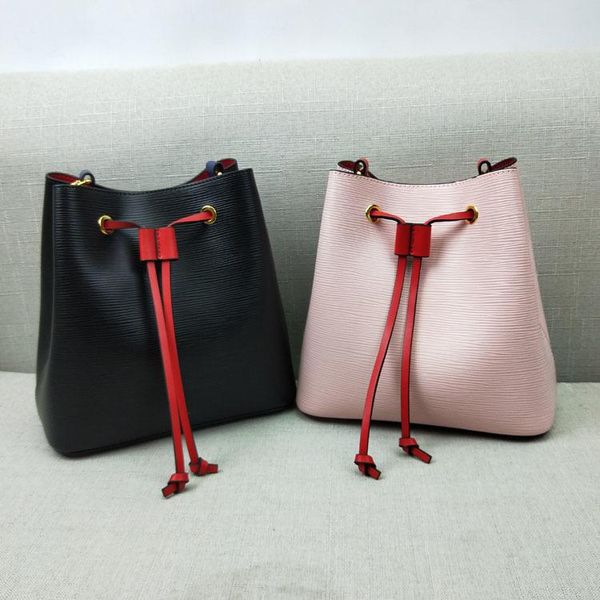 

charm2019 bucket grain wave capacity messenger genuine leather joker bag woman package will