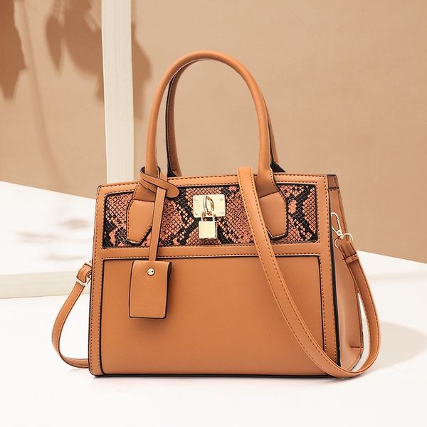 

2020 simple snakeskin pu square mini women's casual business shoulder messenger bag dh-0004