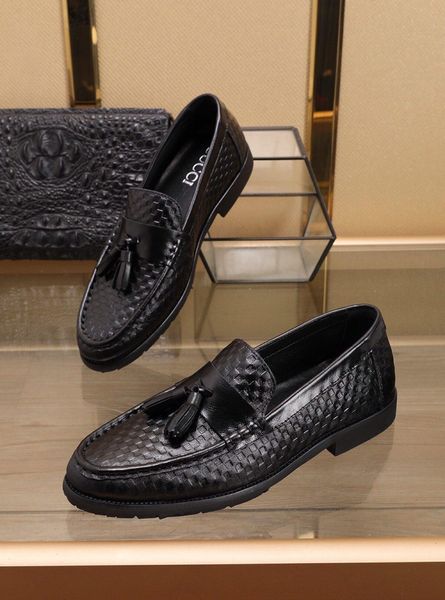 

148 high-end luxury fashion designer men's leather shoes casual party dress shoes business office wedding shoes triple classic men&#039