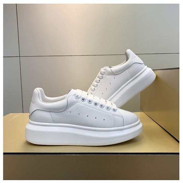 

new 2020 season designer shoe fashion luxury women shoes men's leather lace up platform sneakers white black casual shoes heighten size